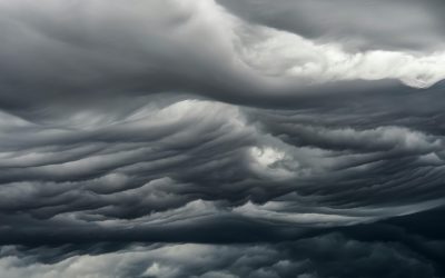 Powering Through the Storm: How Solar with Storage Boosts Your Hurricane Preparedness